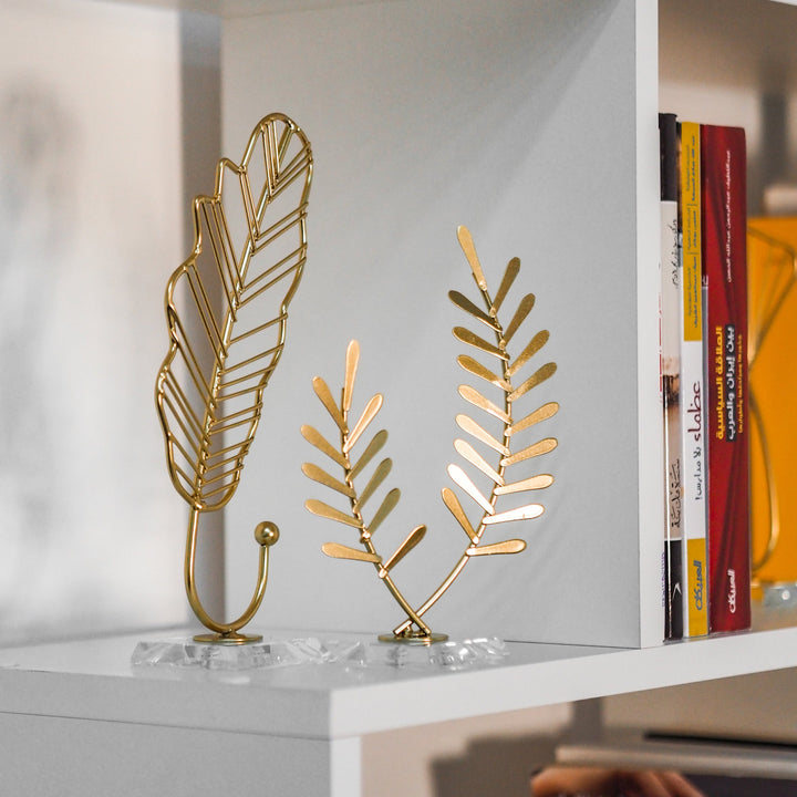 Leaf Motif Desktop Decor