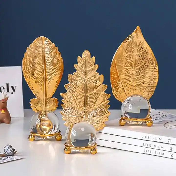 Golden Leaves Sculpture Set